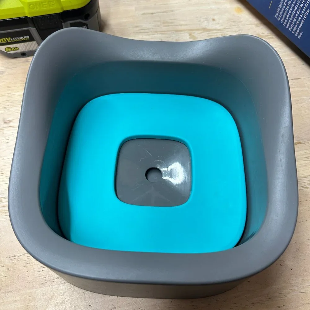Pet-Able No Spill Pet Bowl